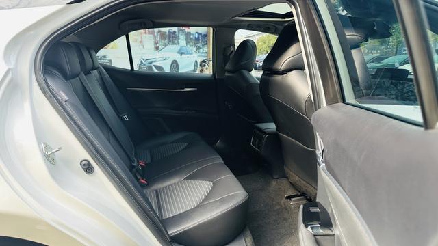 Toyota Camry 2022 2.0S Knight
