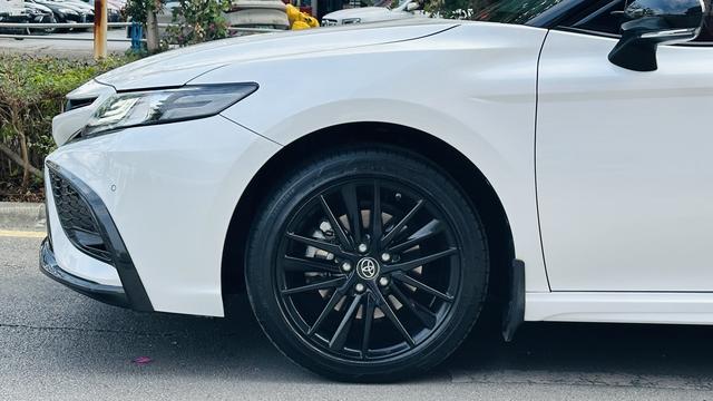 Toyota Camry 2022 2.0S Knight
