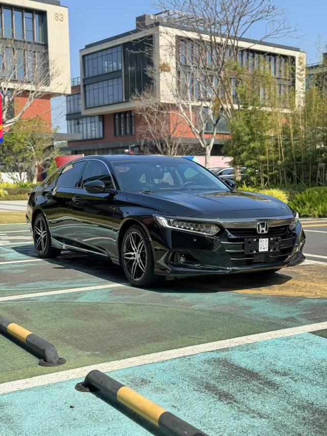 Honda Accord 2022 260TURBO fantasy night Premium