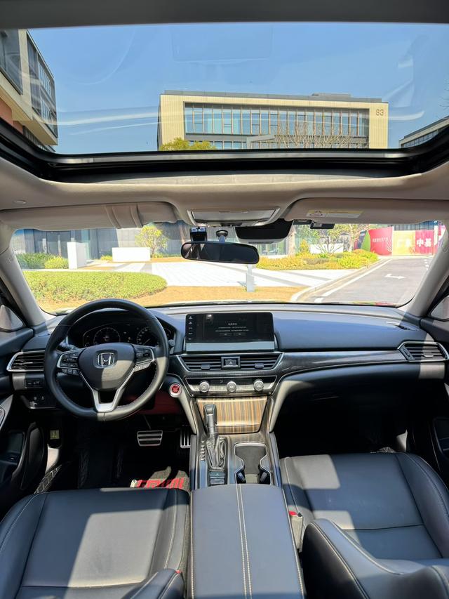 Honda Accord 2022 260TURBO fantasy night Premium