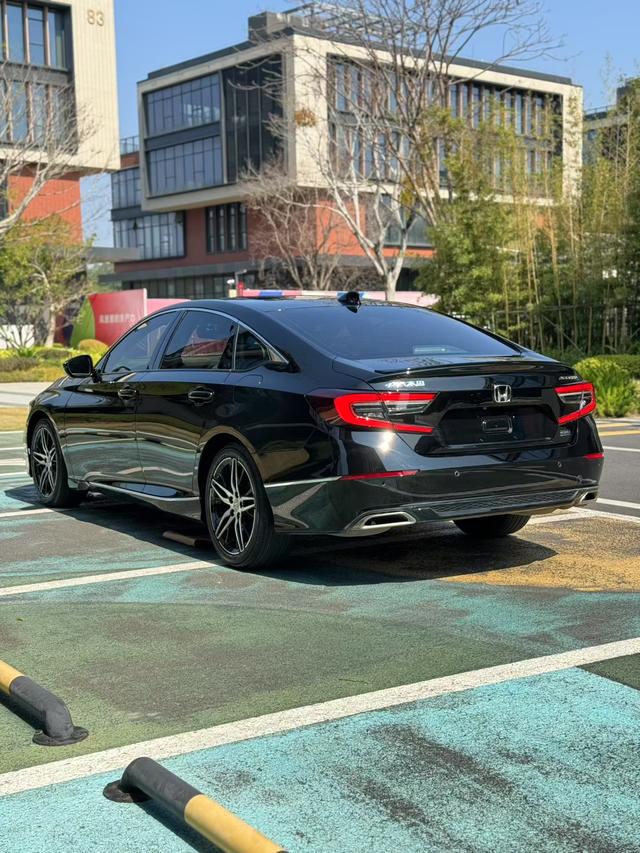 Honda Accord 2022 260TURBO fantasy night Premium