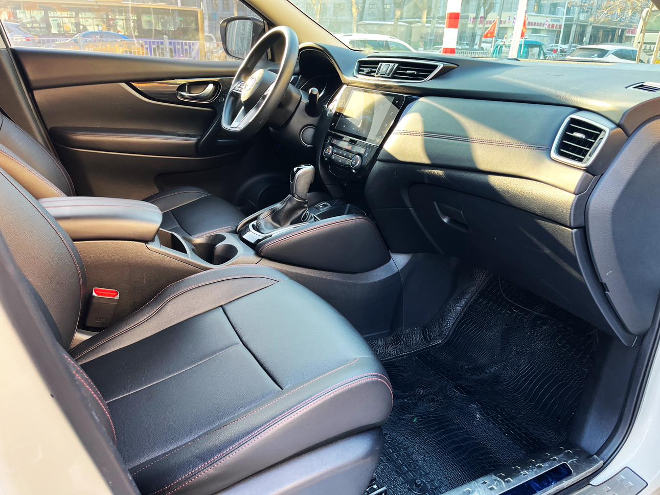 Nissan Qashqai 2022 2.0L XV Smart Enjoy