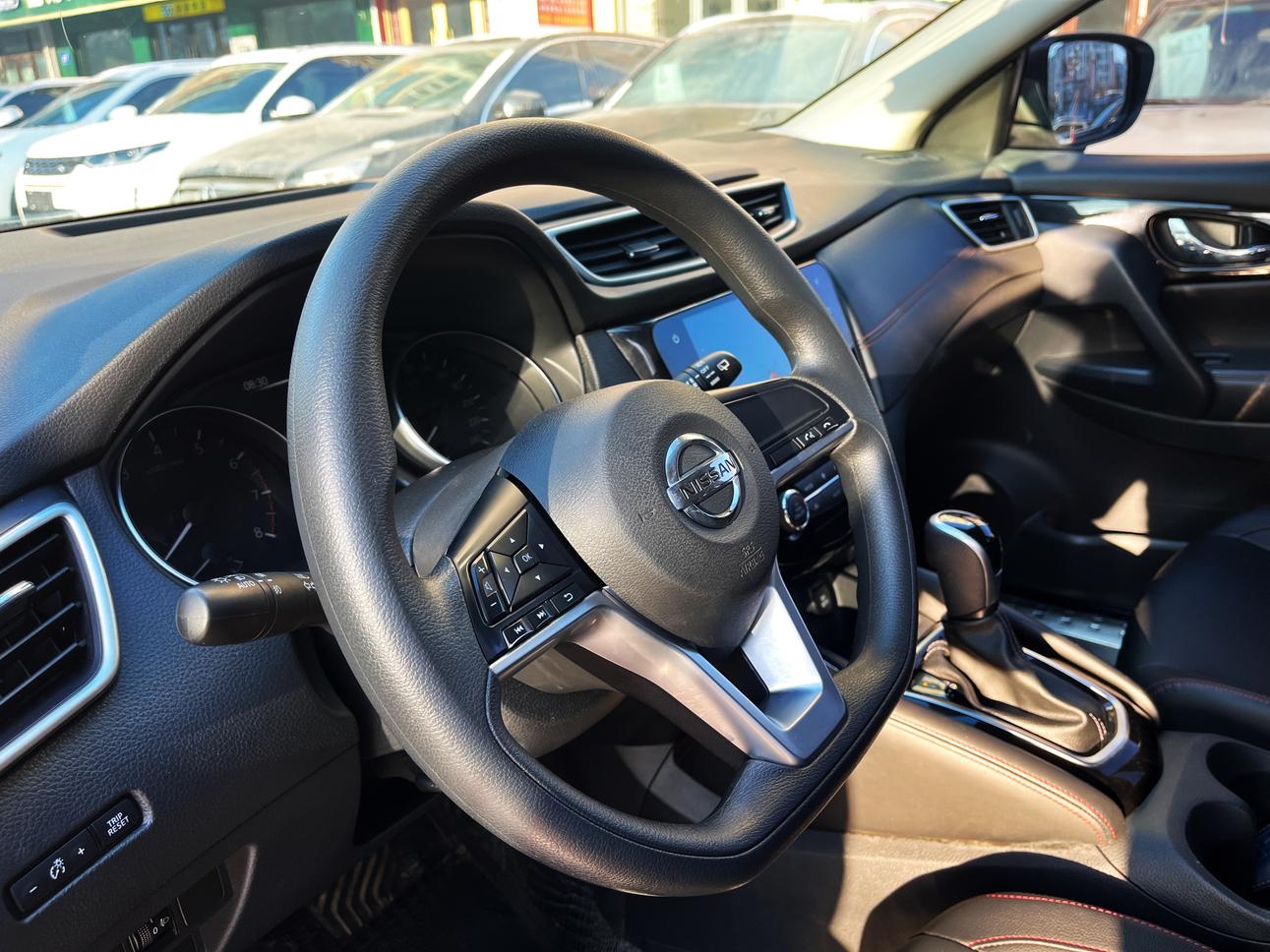 Nissan Qashqai 2022 2.0L XV Smart Enjoy
