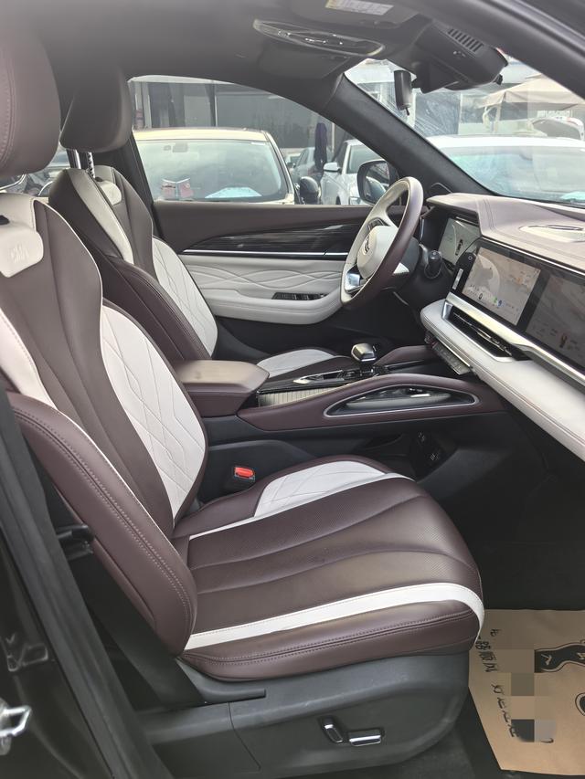 Geely Xingyue L 2021 2.0TD DCT EVO 2WD Premium