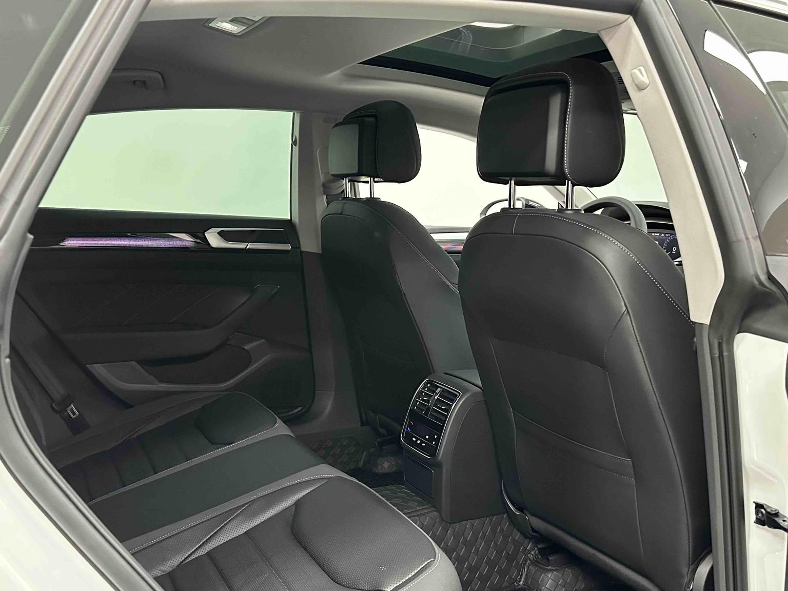 Volkswagen CC 2025 380TSI