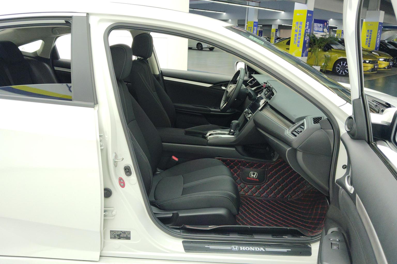 Honda Civic 2019 220TURBO CVT Dynamic Dynamic China VI