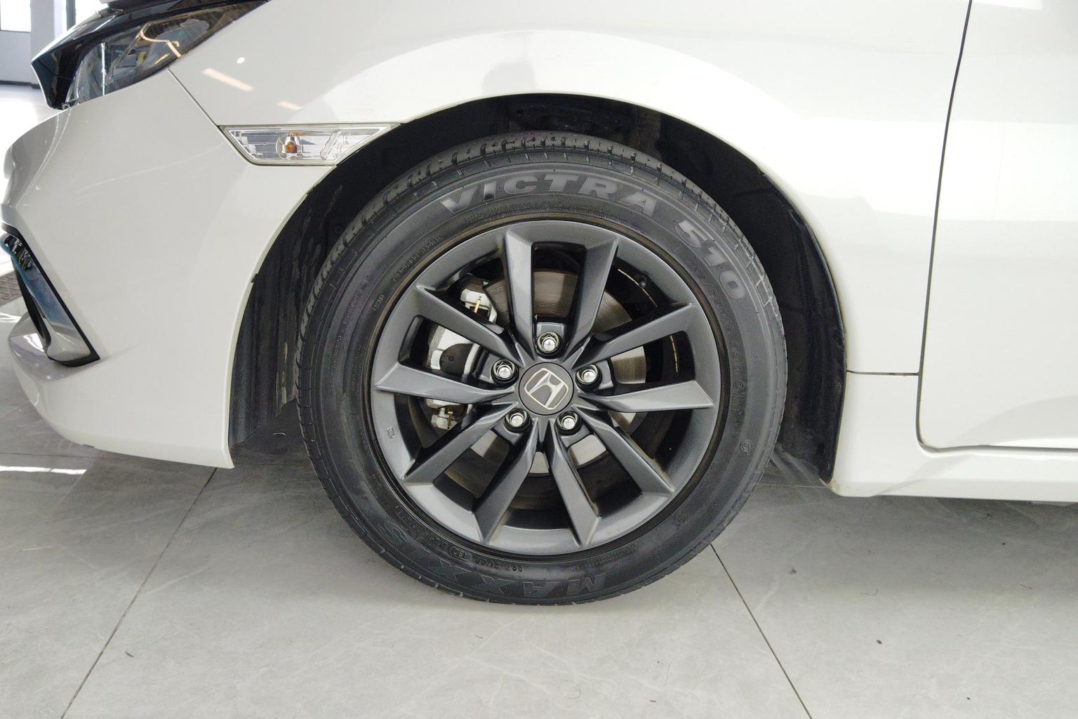 Honda Civic 2019 220TURBO CVT Dynamic Dynamic China VI