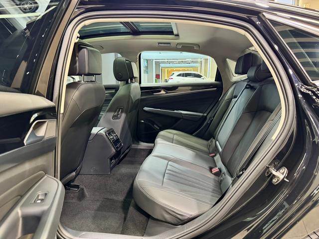 Volkswagen Passat 2024 Outstanding 380TSI Dragon Soaring