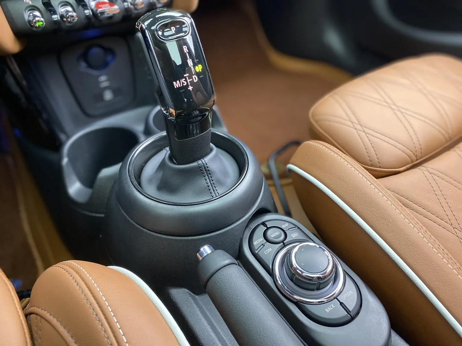 MINI MINI 2023 2.0T COOPER S 5