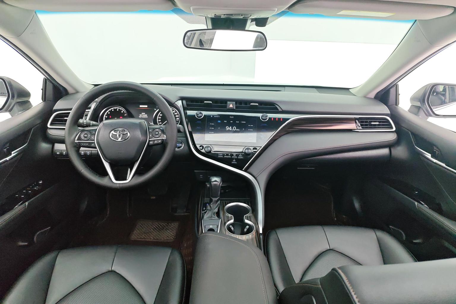 Toyota Camry 2019 Facelift 2.0G Luxury