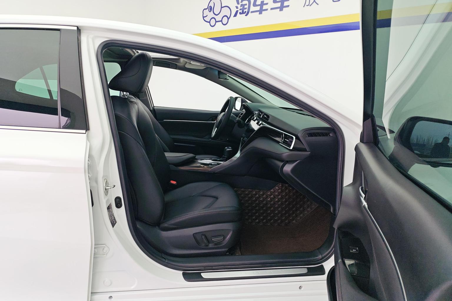 Toyota Camry 2019 Facelift 2.0G Luxury