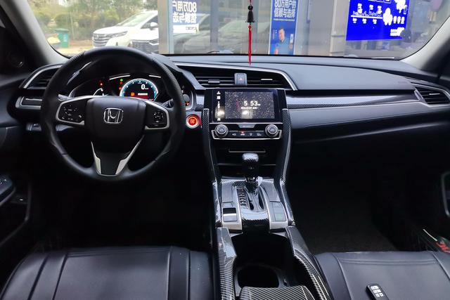 Honda Civic 2019 220TURBO CVT Dynamic Dynamic China VI