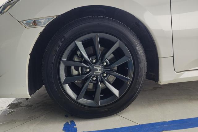 Honda Civic 2019 220TURBO CVT Dynamic Dynamic China VI