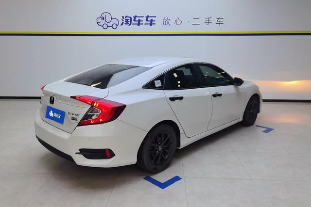 Honda Civic 2019 220TURBO CVT Dynamic Dynamic China VI