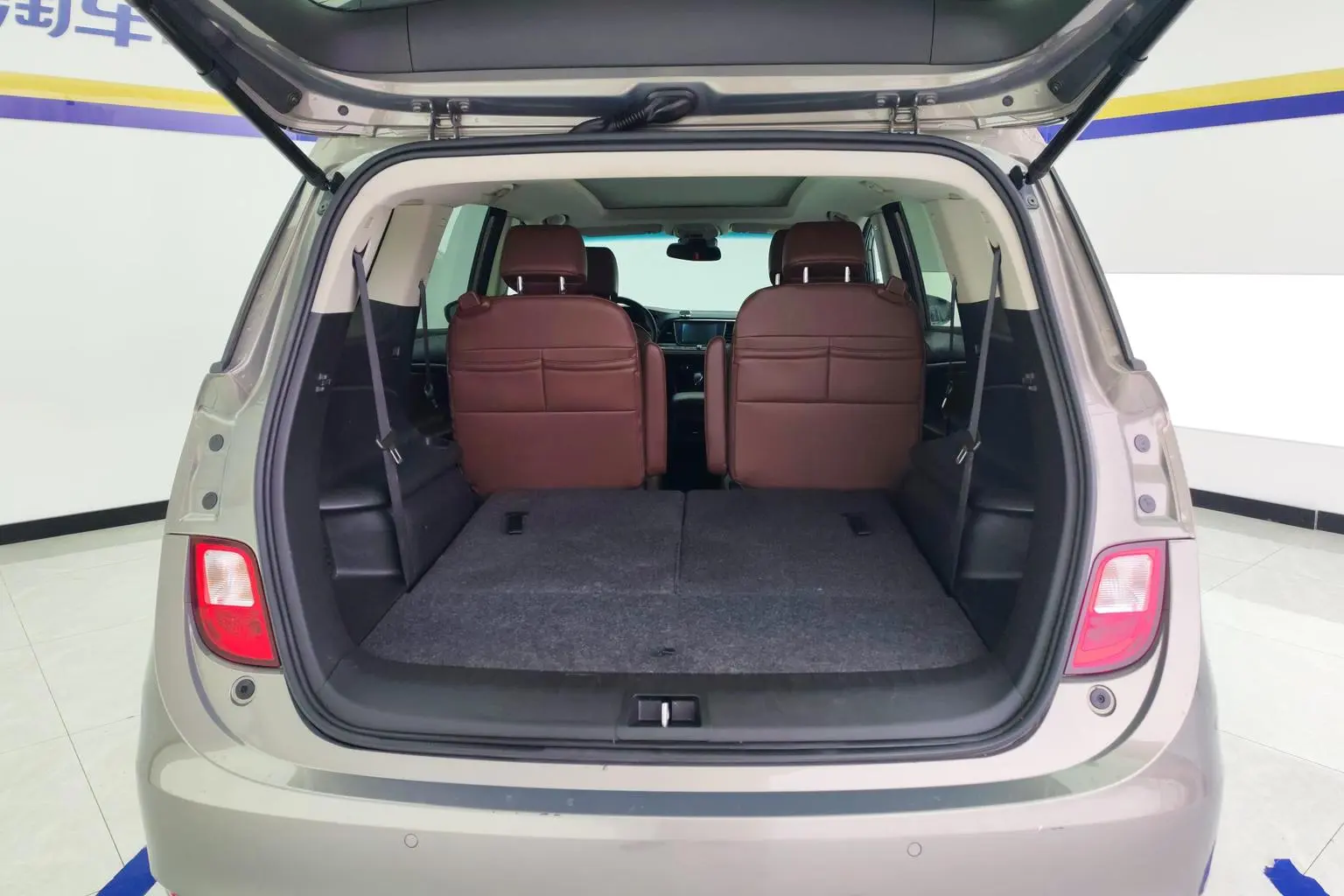 Buick GL6 2019 18T 6 seat Connected Premium China V