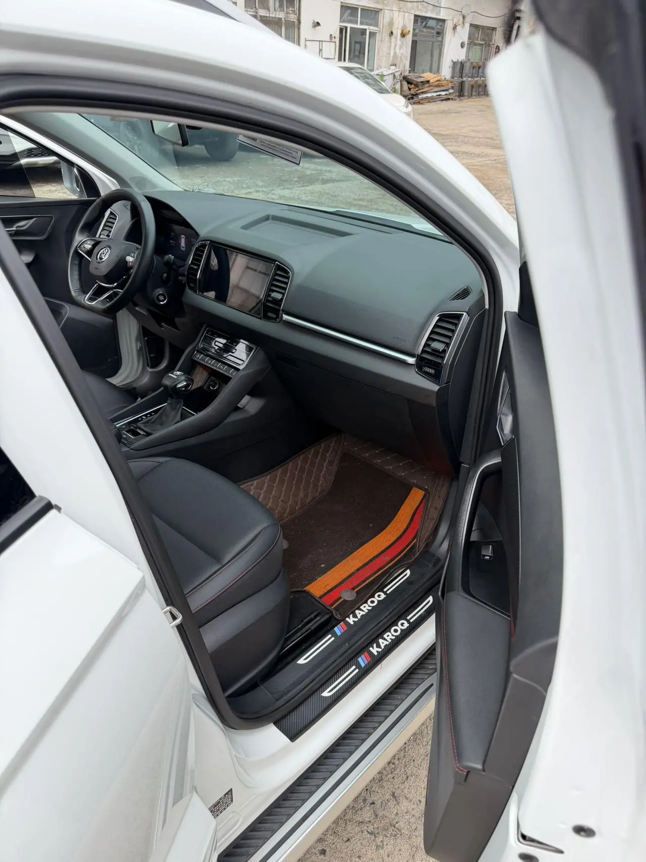 Skoda 2023 TSI280 Premium Plus