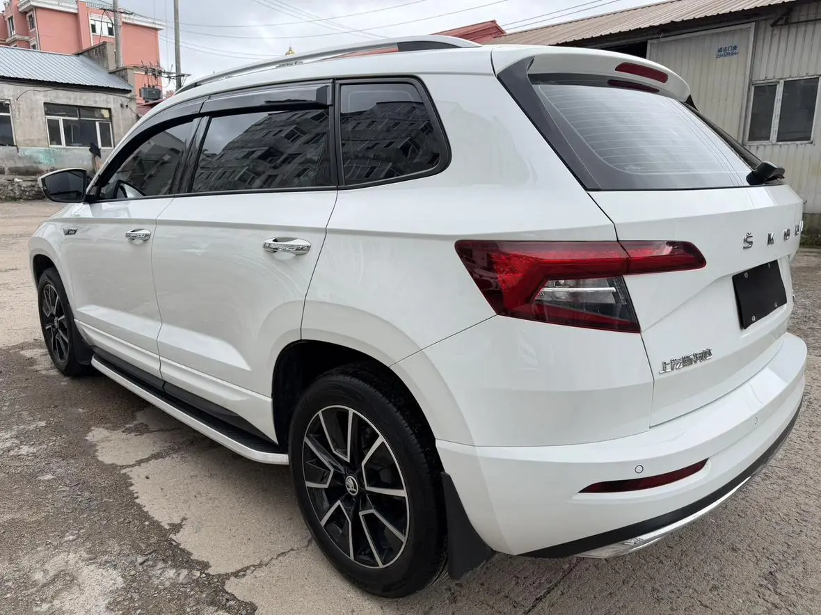 Skoda 2023 TSI280 Premium Plus