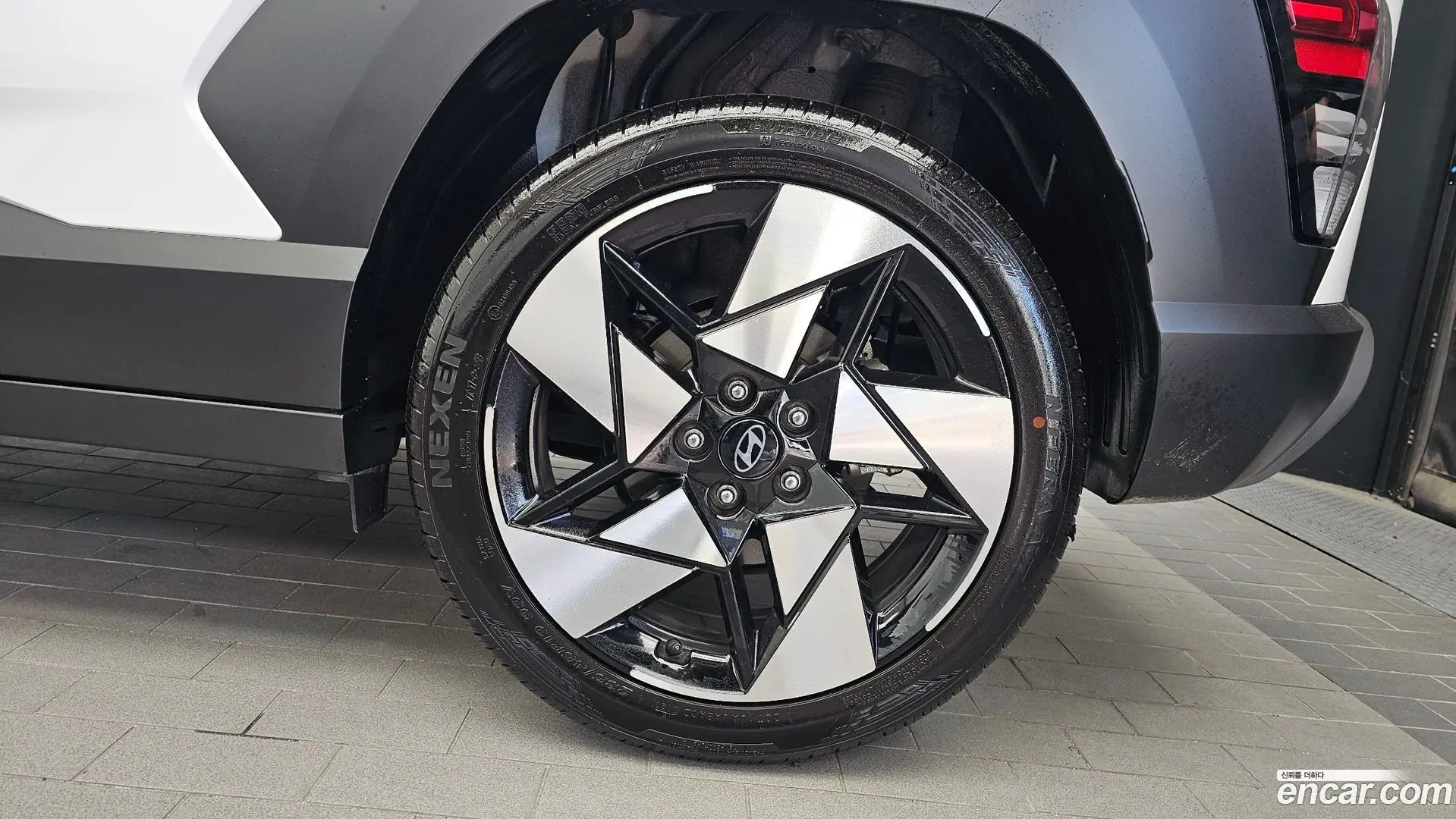 Hyundai Kona Gasoline 2.0 2WD