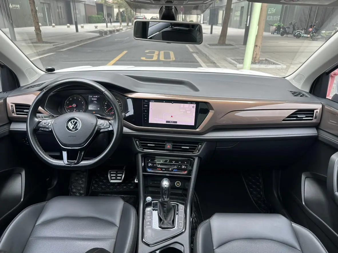 Volkswagen Tharu 2021 330TSI 4WD Luxury PLUS