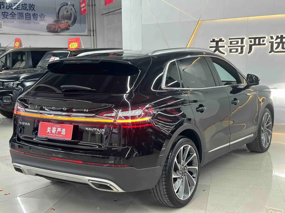 Lincoln Nautilus 2021 2.7T 4WD Premium Shine