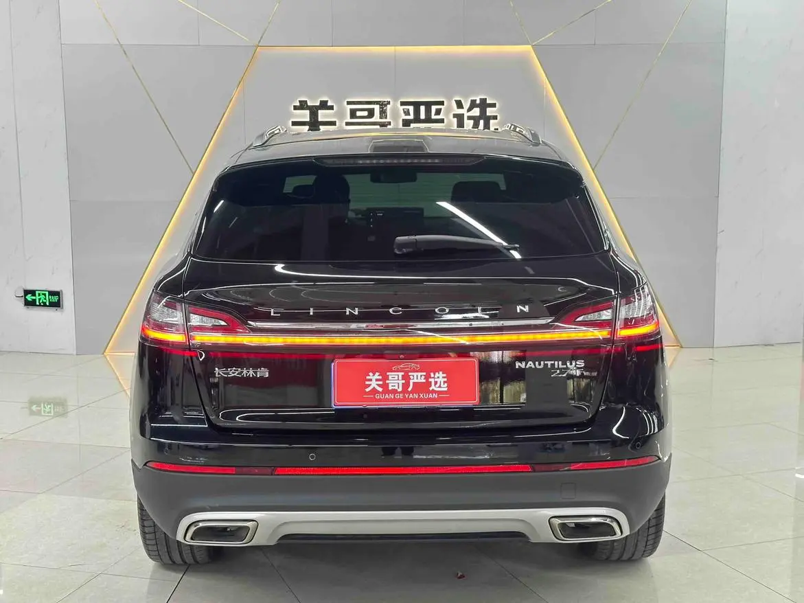 Lincoln Nautilus 2021 2.7T 4WD Premium Shine