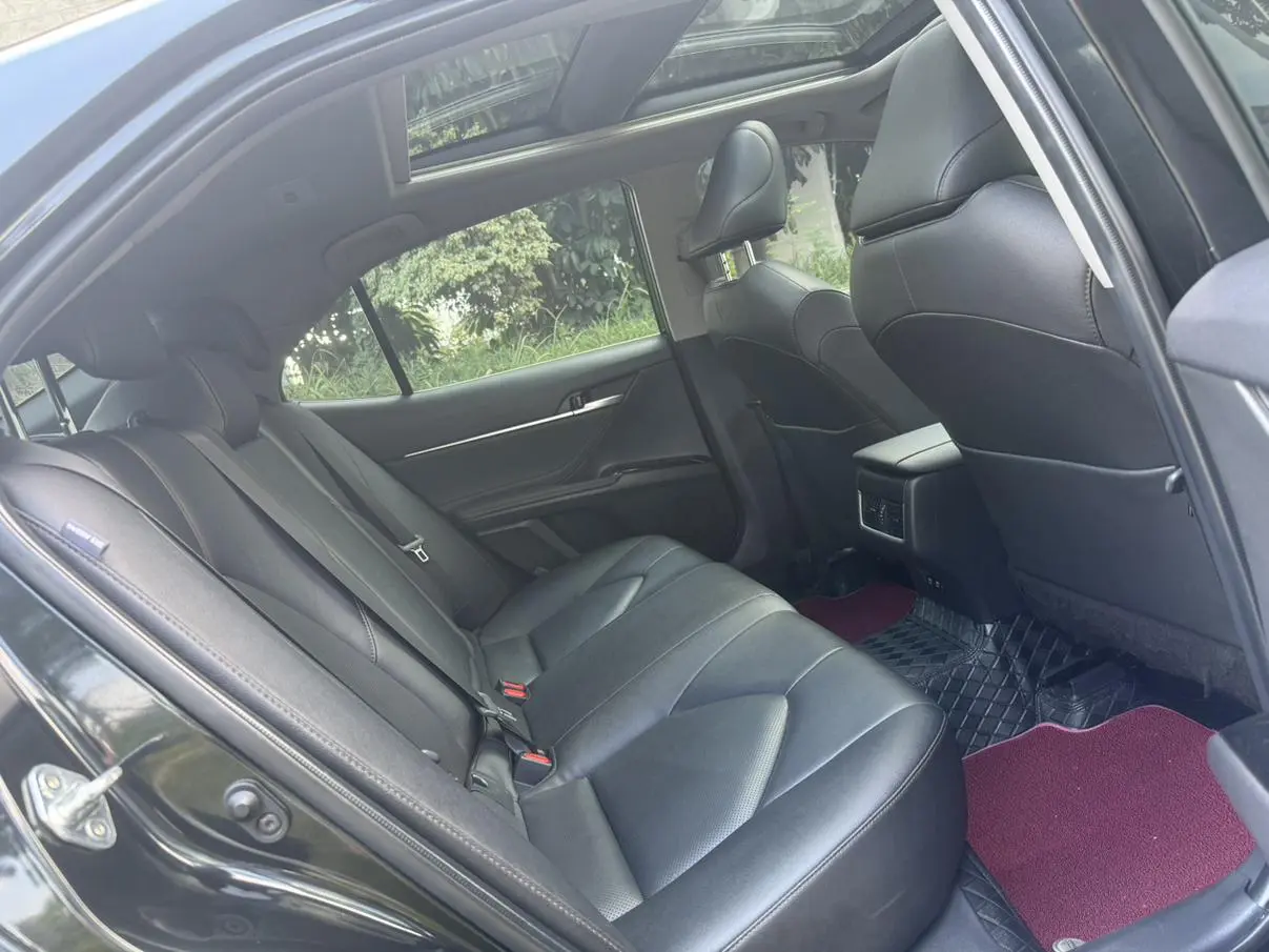 Toyota Camry 2023 2.5G Luxury