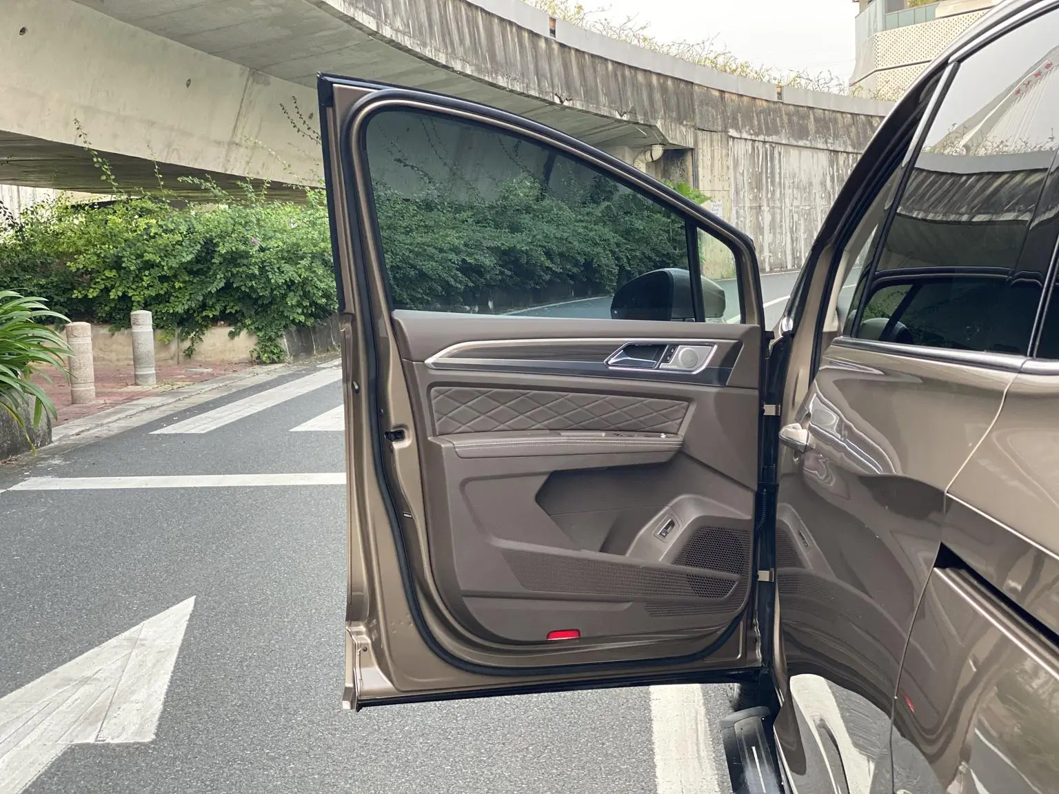 Volkswagen Viloran 2020 380TSI Flagship