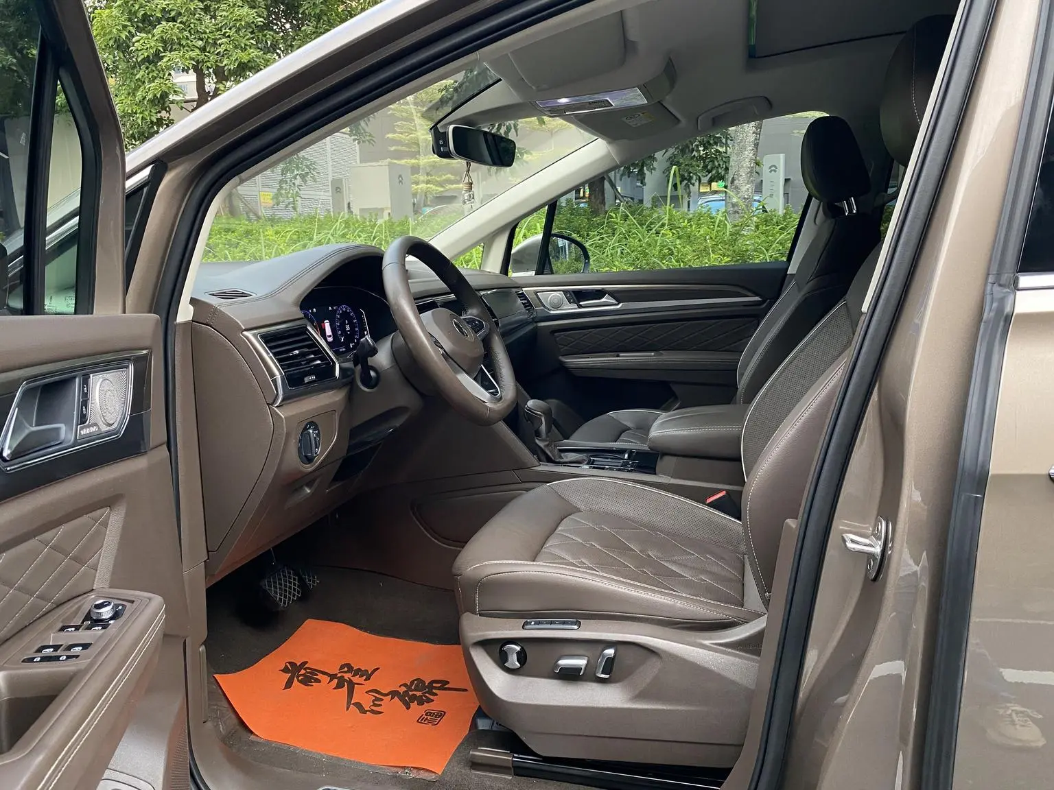 Volkswagen Viloran 2020 380TSI Flagship
