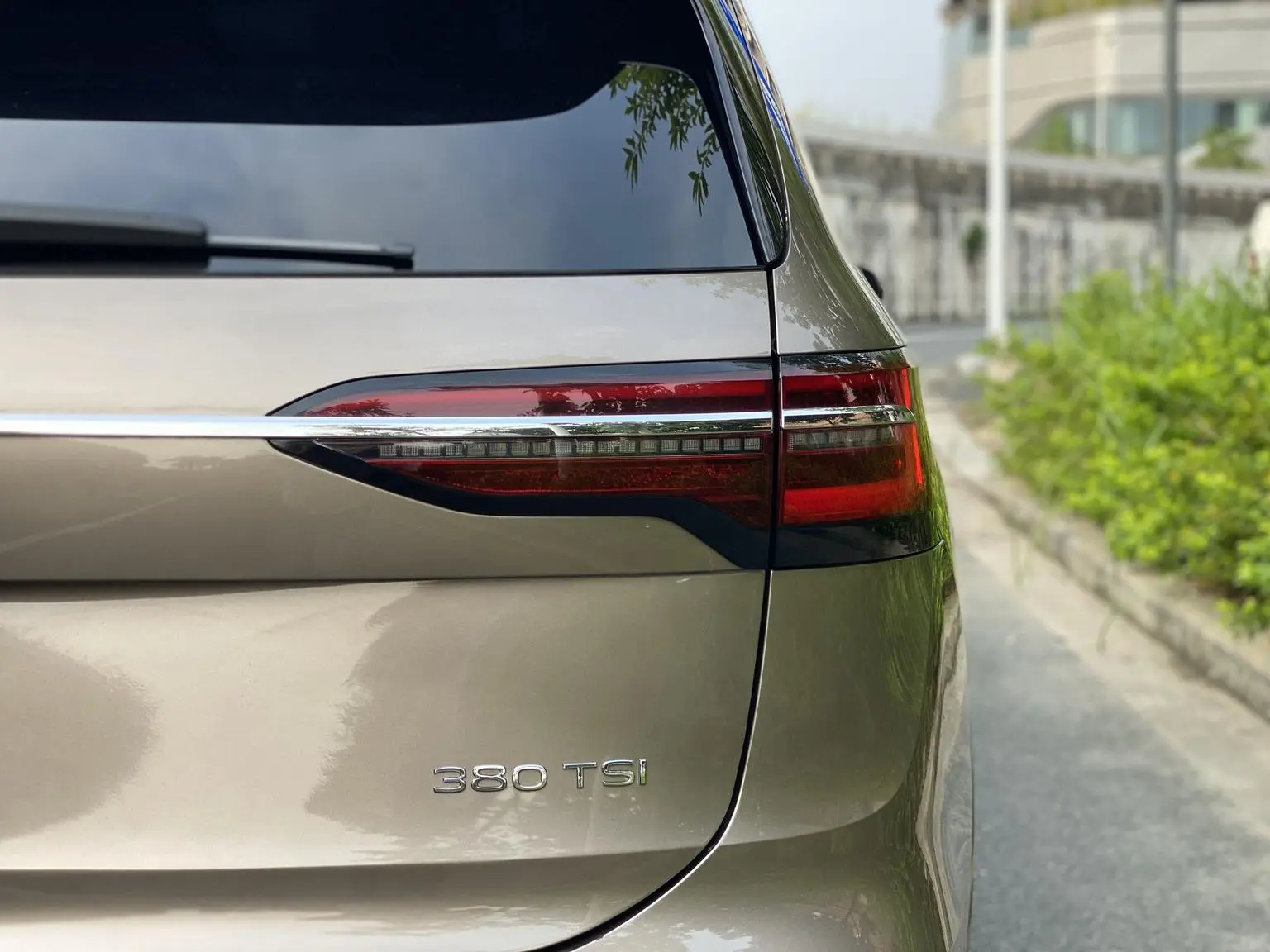 Volkswagen Viloran 2020 380TSI Flagship