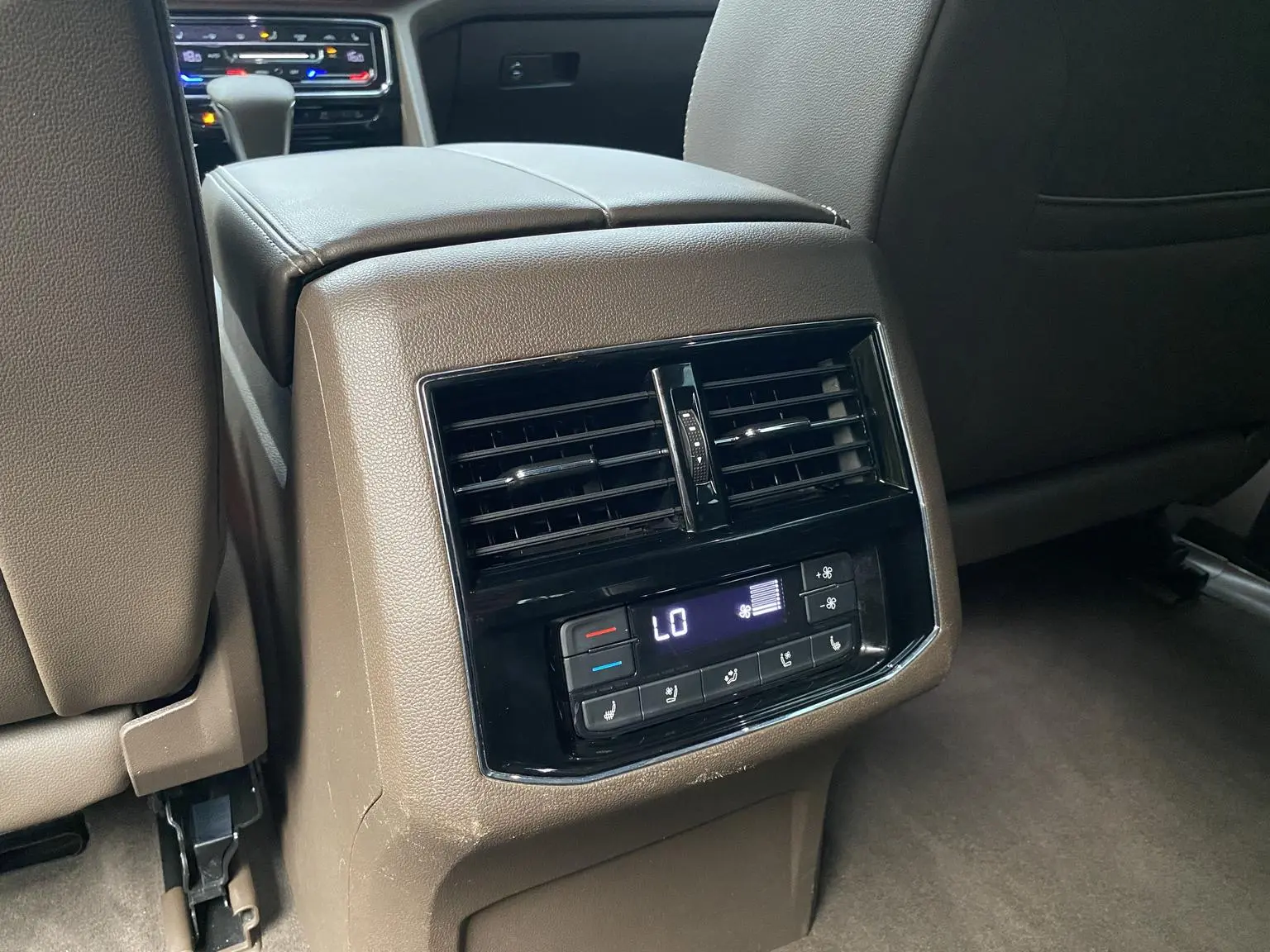 Volkswagen Viloran 2020 380TSI Flagship