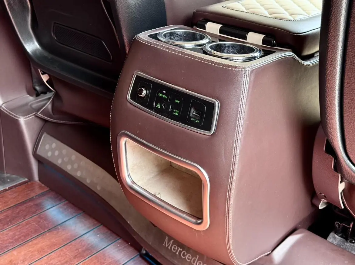 Mercedes-Benz 2020 2.0T Business 7 seat