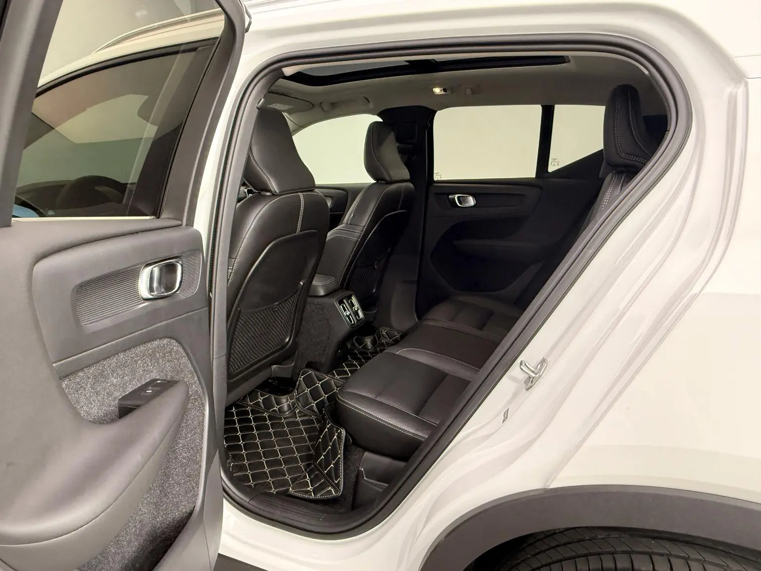 Volvo XC40 2021 T4 4WD Vision Luxury
