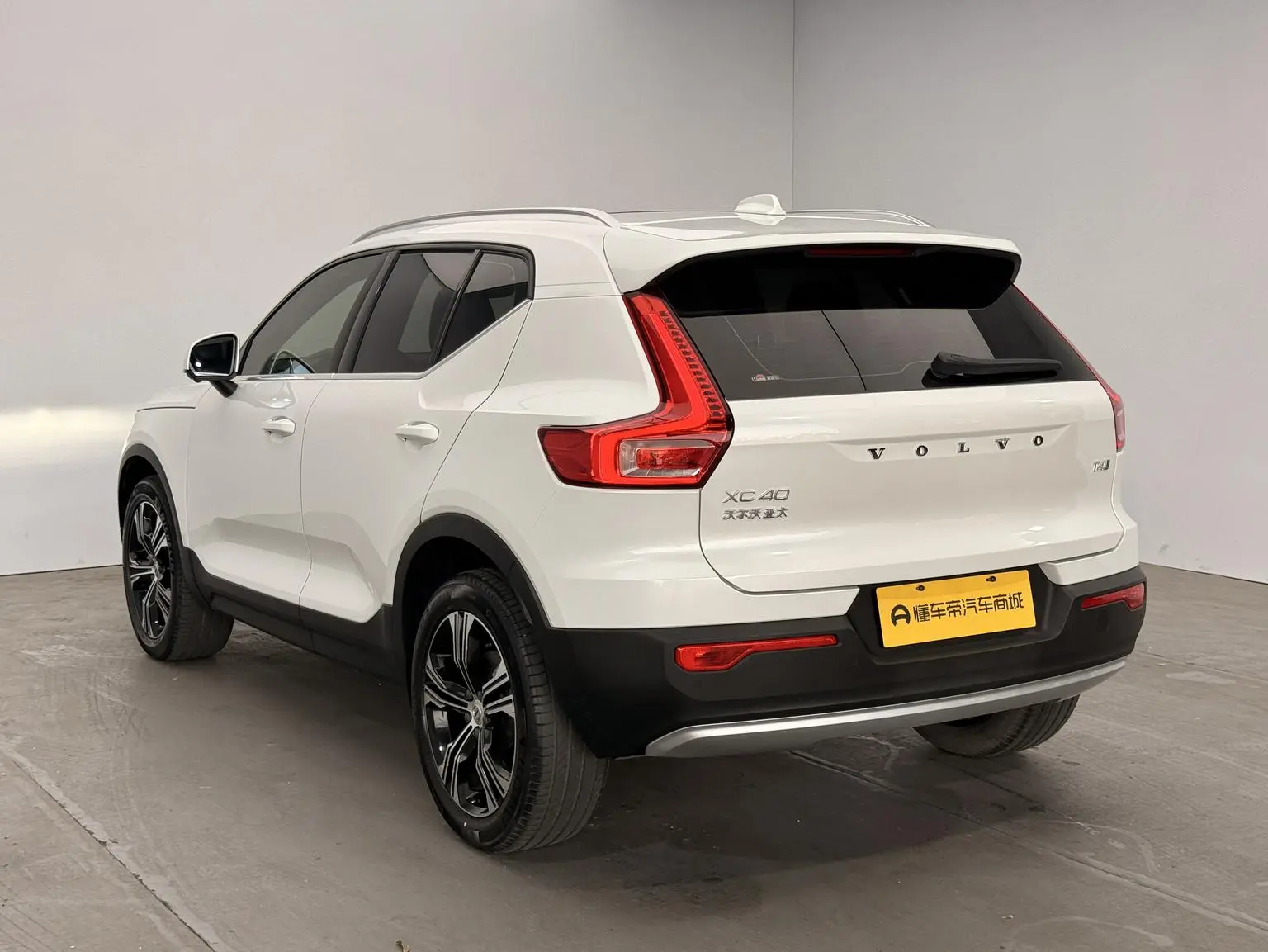 Volvo XC40 2021 T4 4WD Vision Luxury
