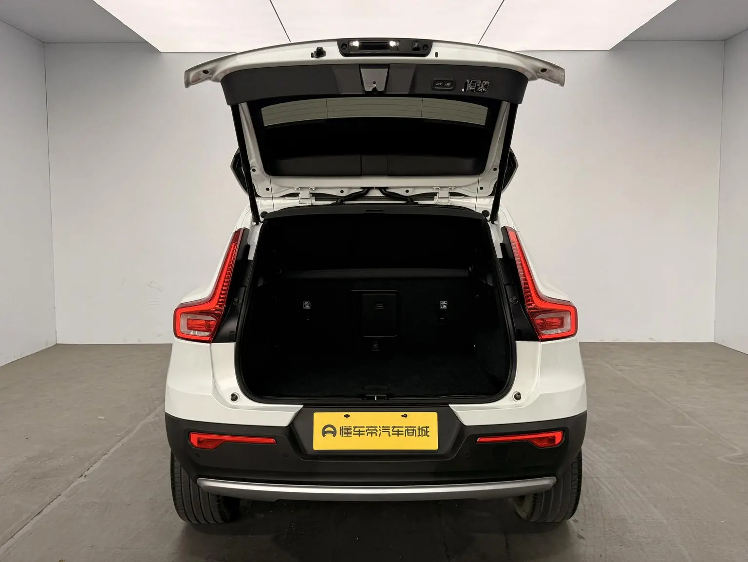 Volvo XC40 2021 T4 4WD Vision Luxury