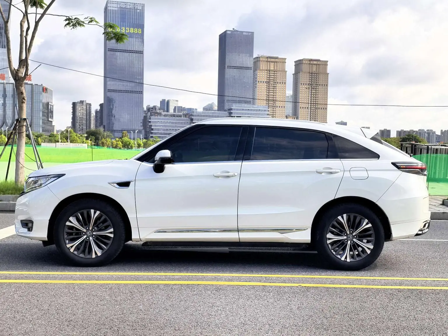 Honda UR-V 2020 370TURBO 4WD Premium Shine