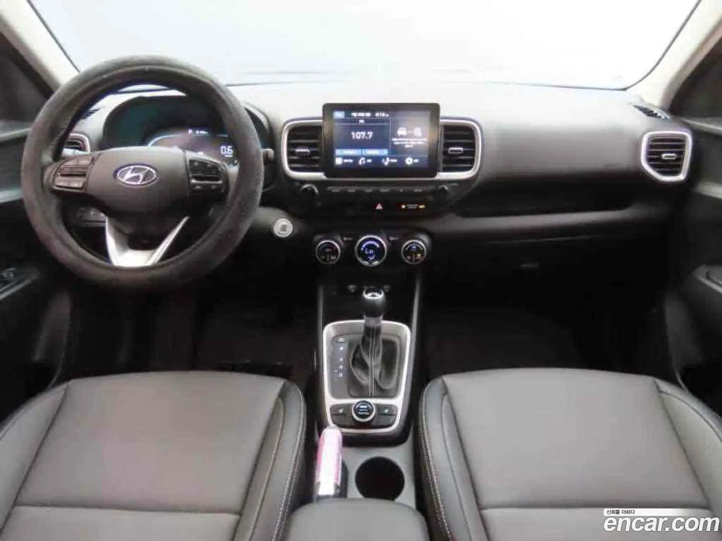 Hyundai Venue 1.6 Smart