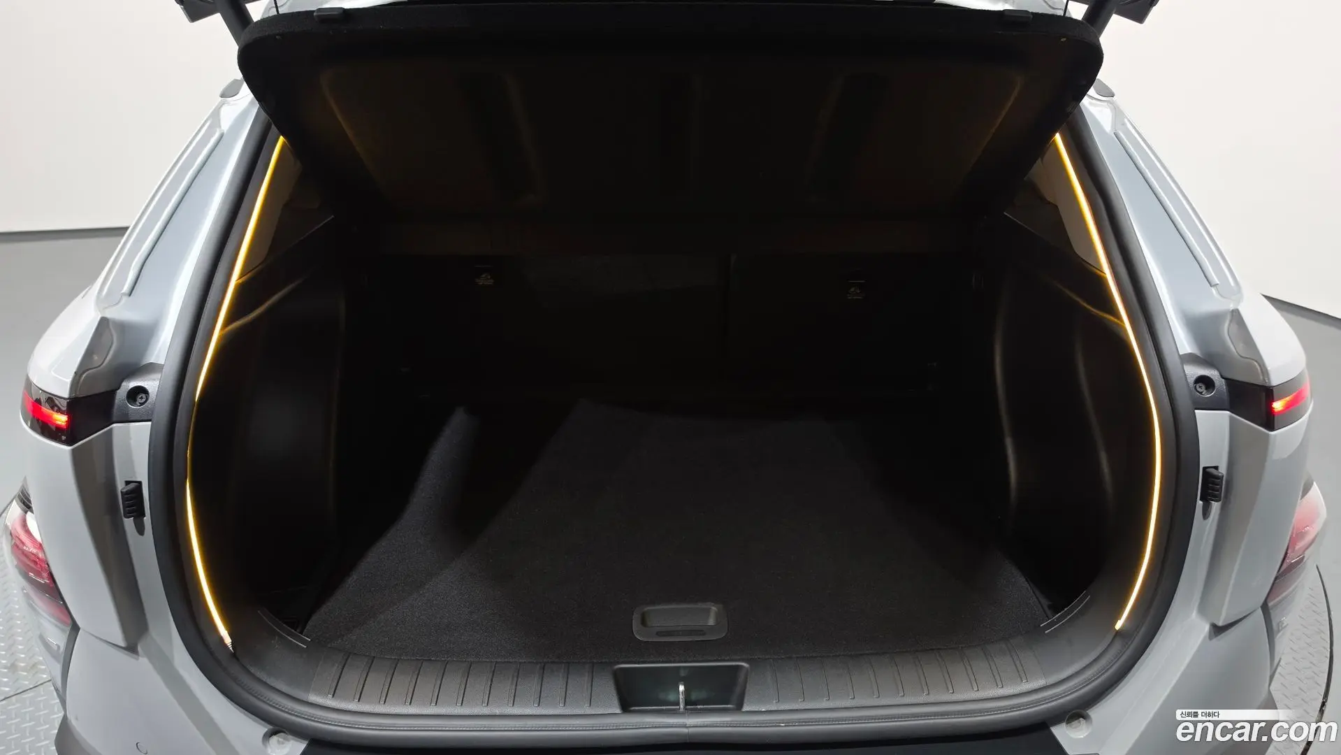 Hyundai Kona Gasoline 1.6 Turbo 2WD 2023