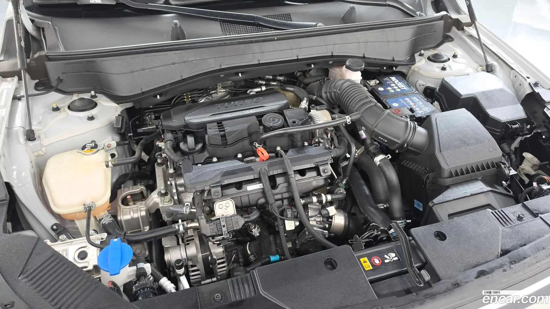 Hyundai Kona Gasoline 1.6 Turbo 2WD 2023