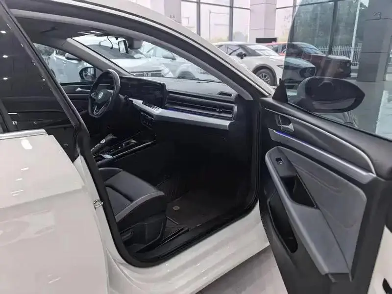 Volkswagen Lamando 2022 Lamando L 280TSI DSG