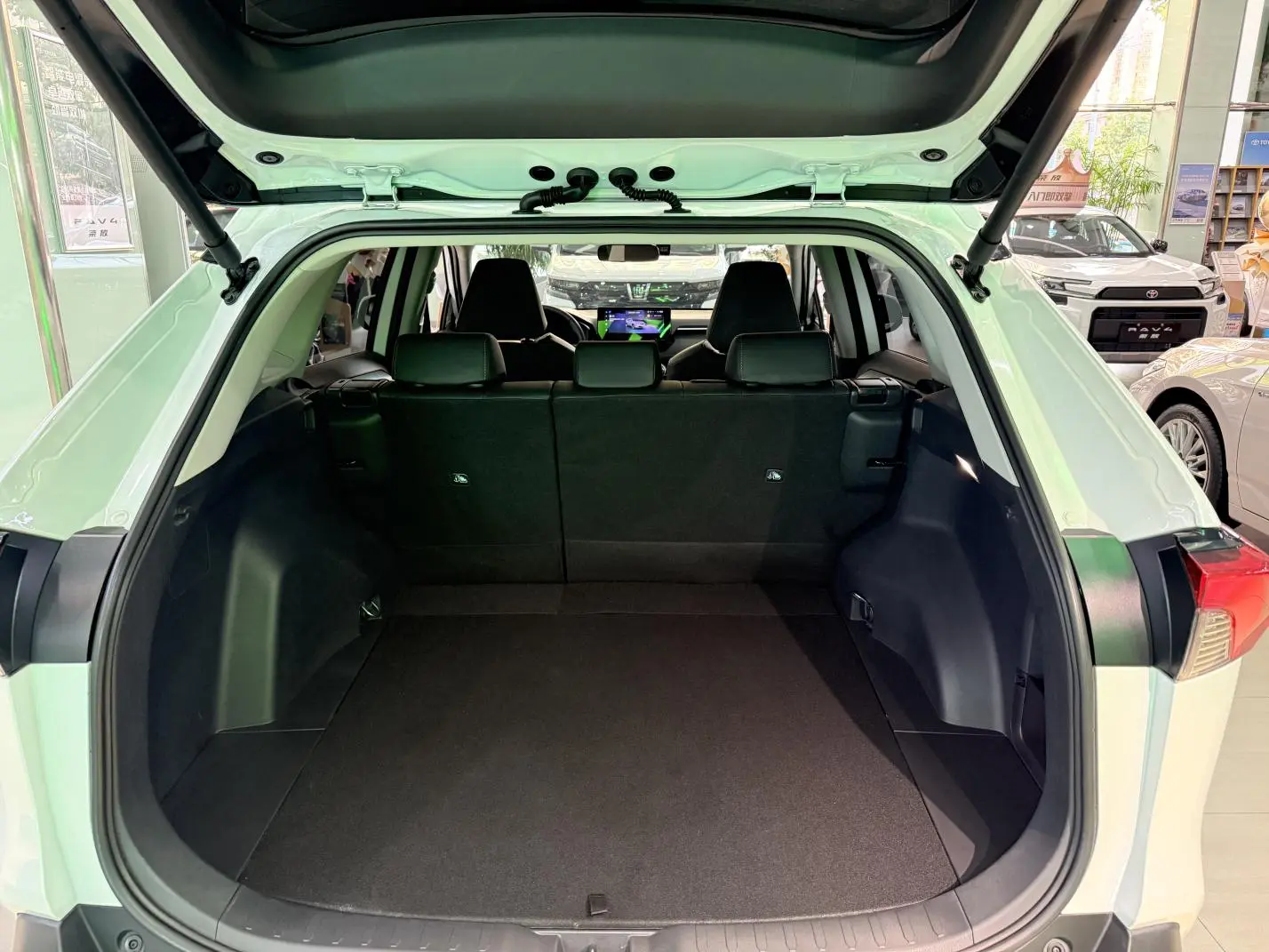 Toyota RAV4 RAV4 2024 2.0L CVT 2WD PLUS