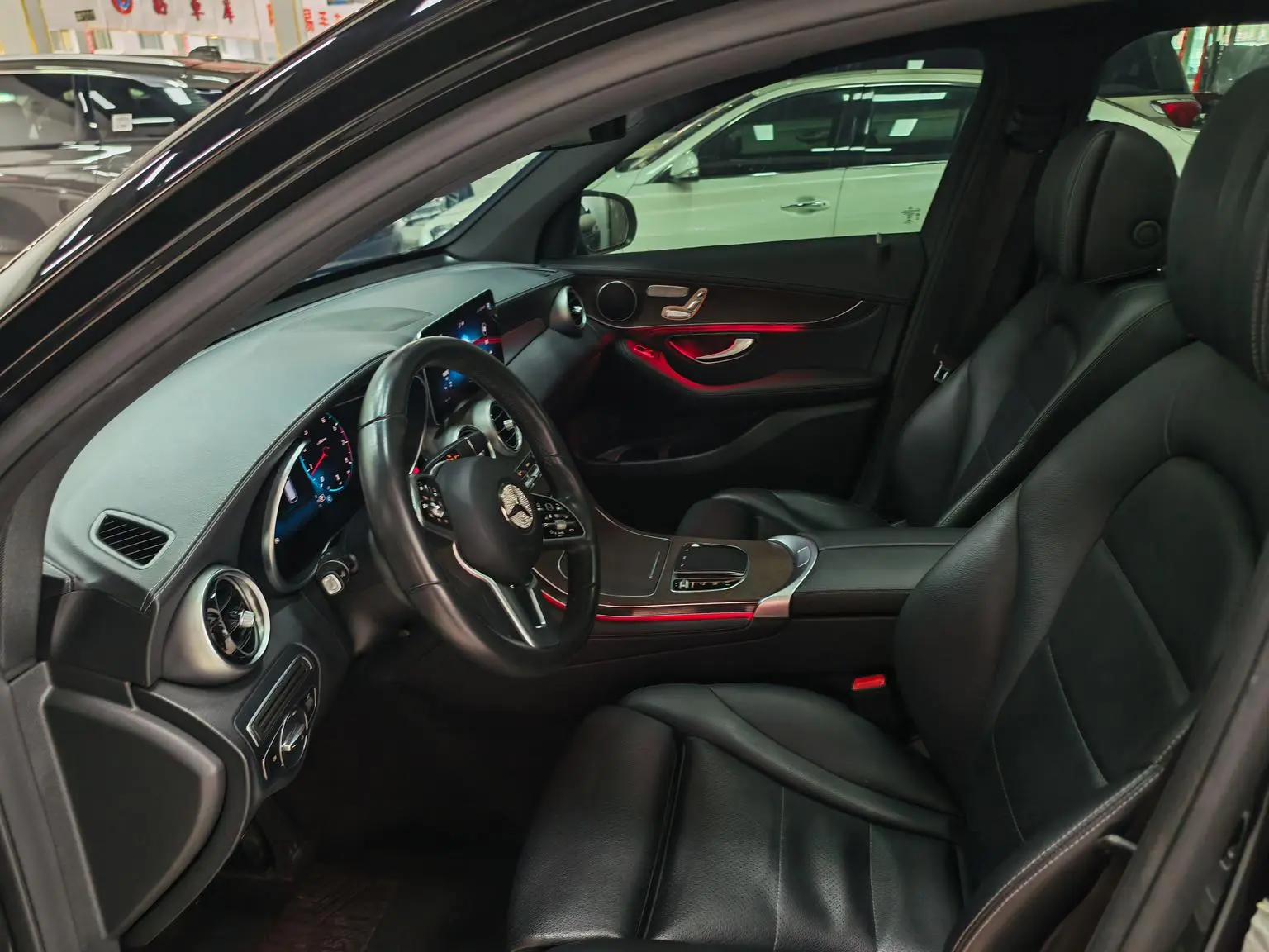 Mercedes-Benz GLC 2020 Facelift GLC 260 L 4MATIC Luxury