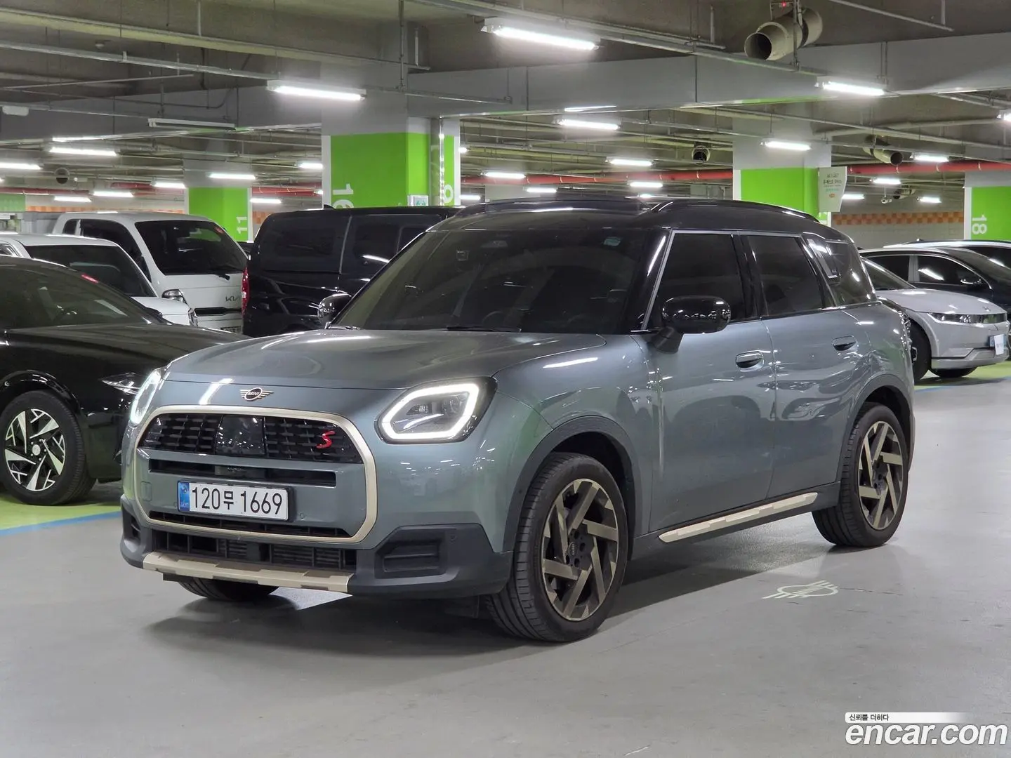 Mini Countryman ALL4 Favoured