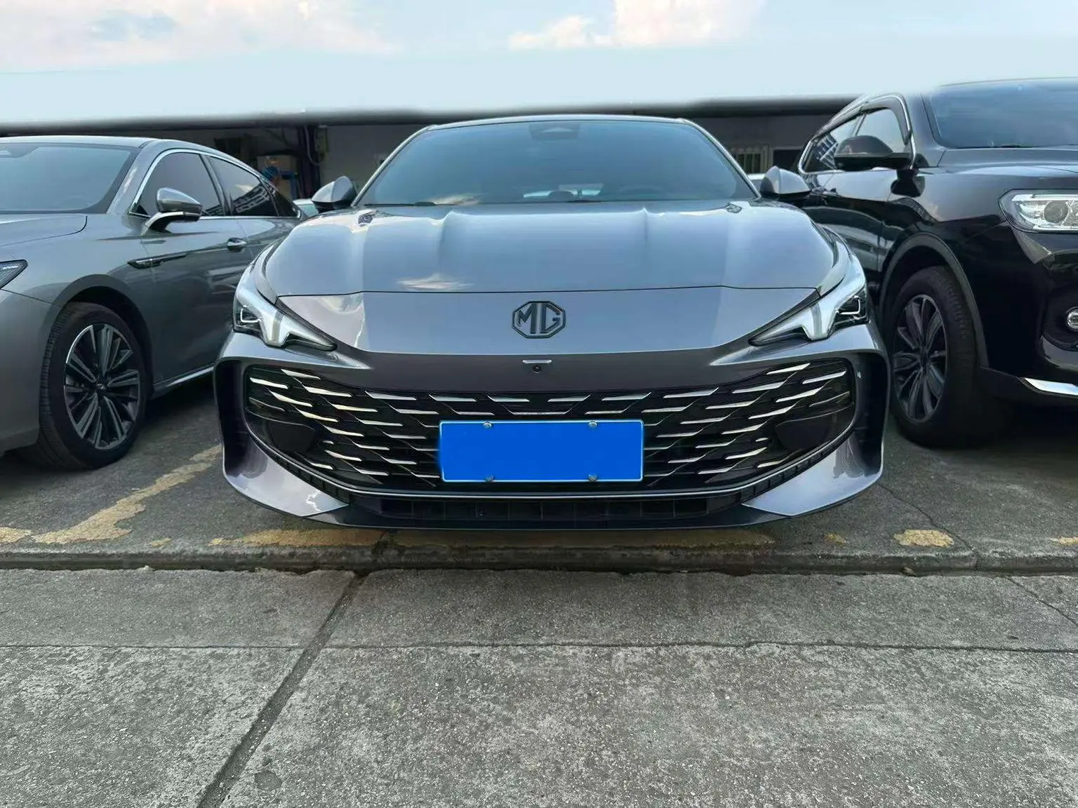 MG MG7 2023 1.5T DCT Luxury