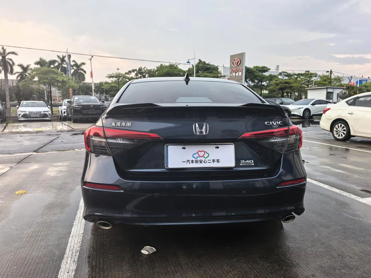 Honda Civic 2022 240TURBO CVT Dynamic Dynamic C