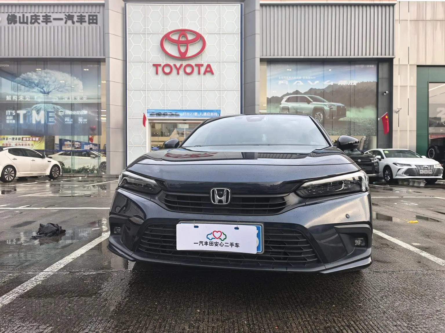 Honda Civic 2022 240TURBO CVT Dynamic Dynamic C