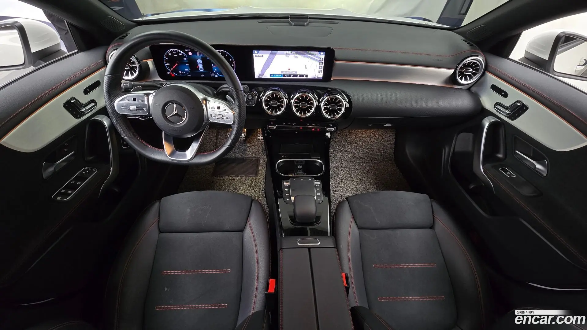 Mercedes-Benz CLA-Class CLA250 4MATIC 2023