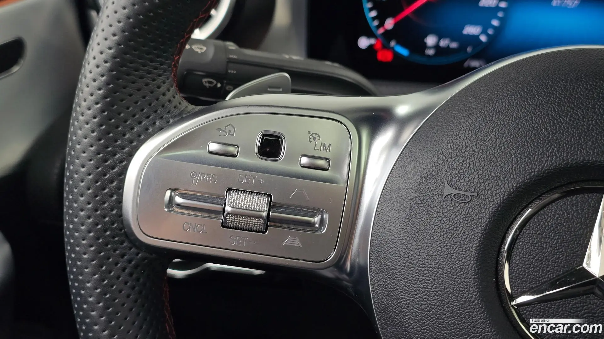 Mercedes-Benz CLA-Class CLA250 4MATIC 2023