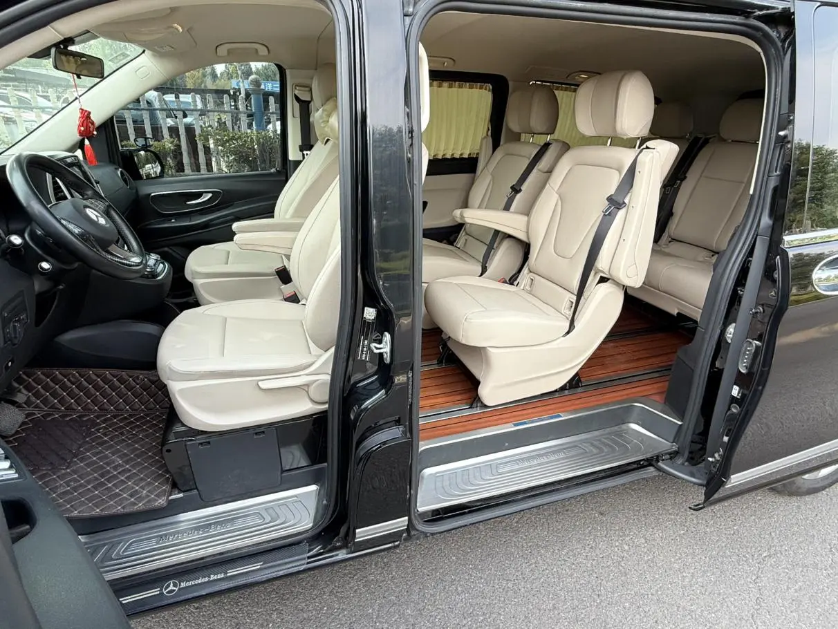 Mercedes-Benz 2020 2.0T Business 7 seat
