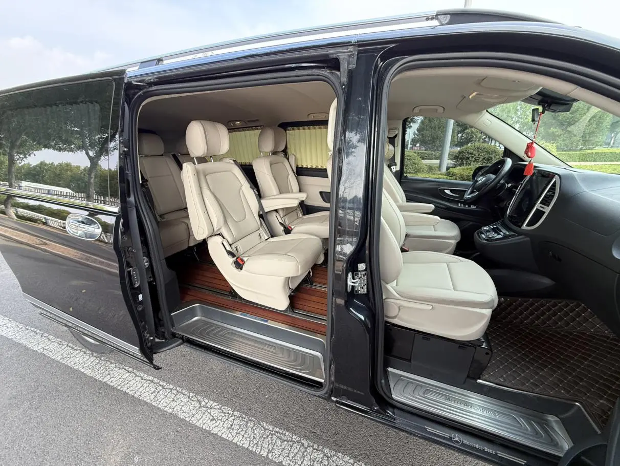 Mercedes-Benz 2020 2.0T Business 7 seat