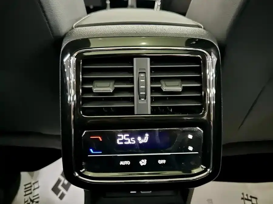 Volkswagen Passat 2023 330TSI Star Elite